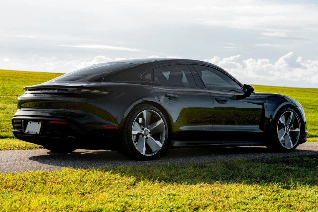 2020 Porsche Taycan Turbo - Image 4 of 31