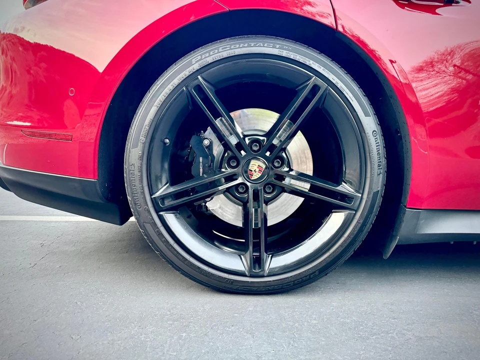 2020 Porsche Taycan Turbo - Image 28 of 31