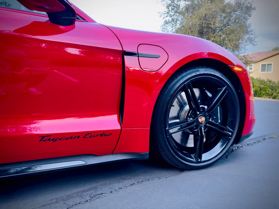 2020 Porsche Taycan Turbo - Image 25 of 31