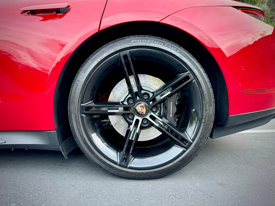 2020 Porsche Taycan Turbo - Image 27 of 31