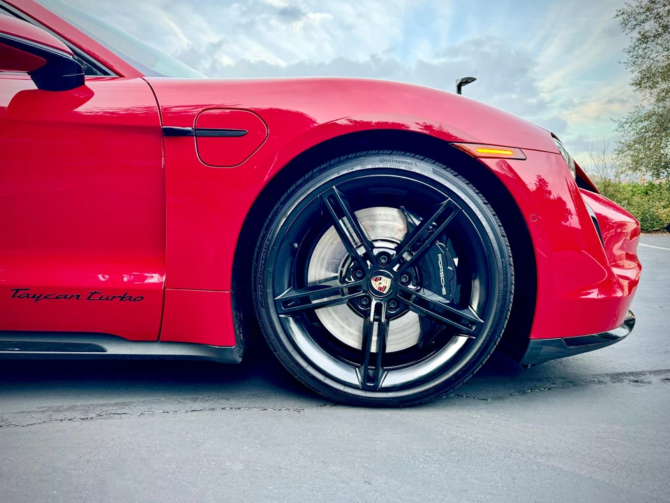 2020 Porsche Taycan Turbo - Image 29 of 31