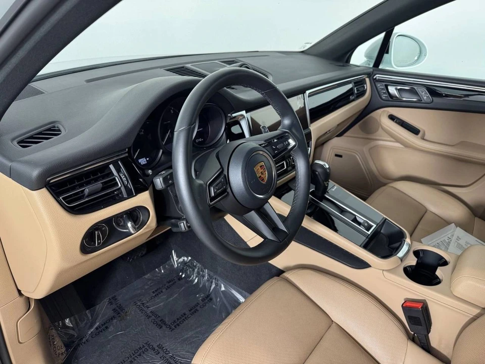 2020 Porsche Taycan Turbo - Image 4 of 5