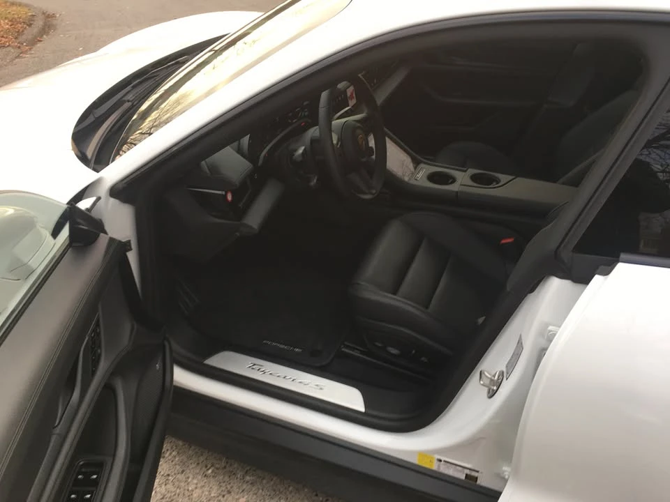 2020 Porsche Taycan - Image 6 of 7