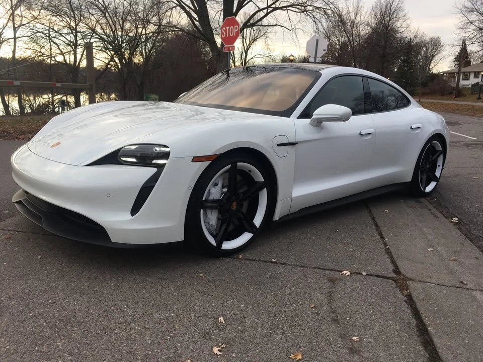 2020 Porsche Taycan - Image 5 of 7