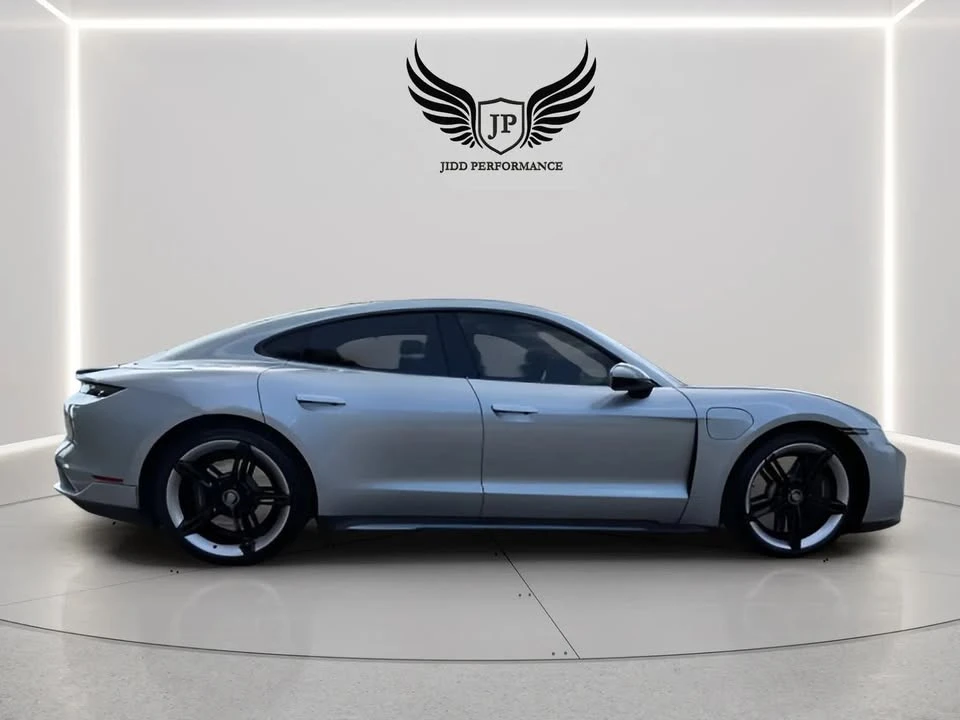 2020 Porsche Taycan - Image 8 of 20