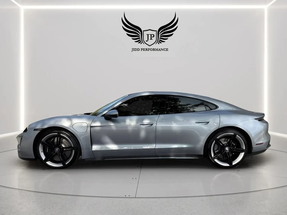 2020 Porsche Taycan - Image 7 of 20
