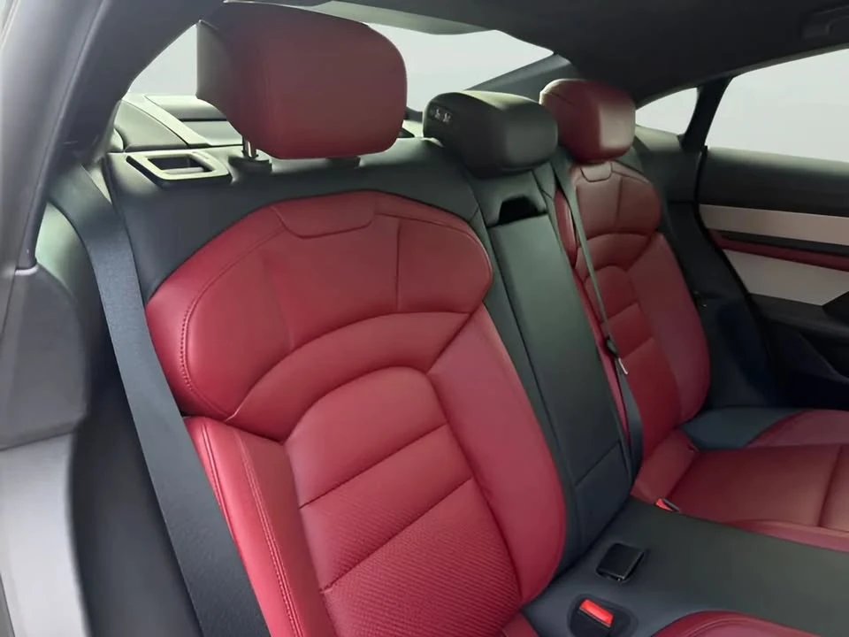 2020 Porsche Taycan - Image 17 of 20