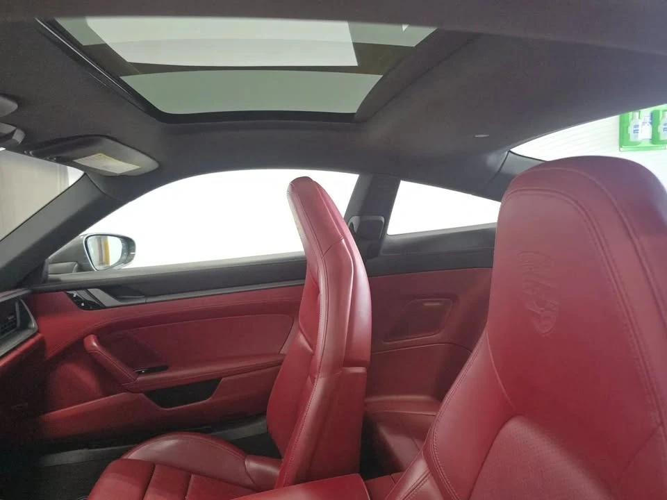 2020 Porsche 992 Carrera - Image 14 of 18