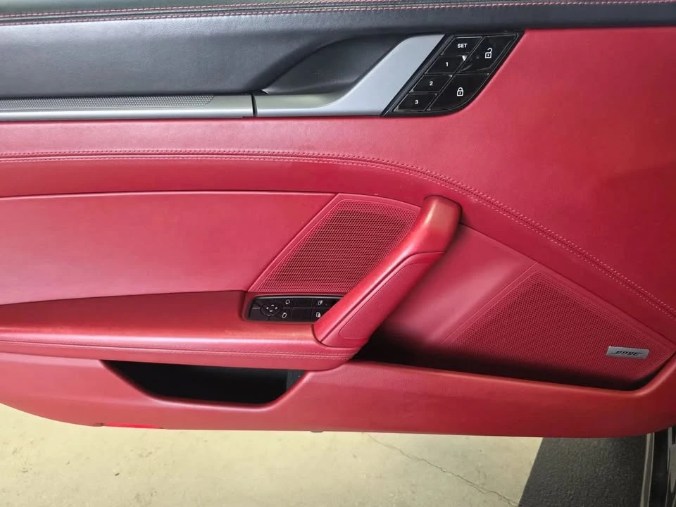 2020 Porsche 992 Carrera - Image 9 of 18