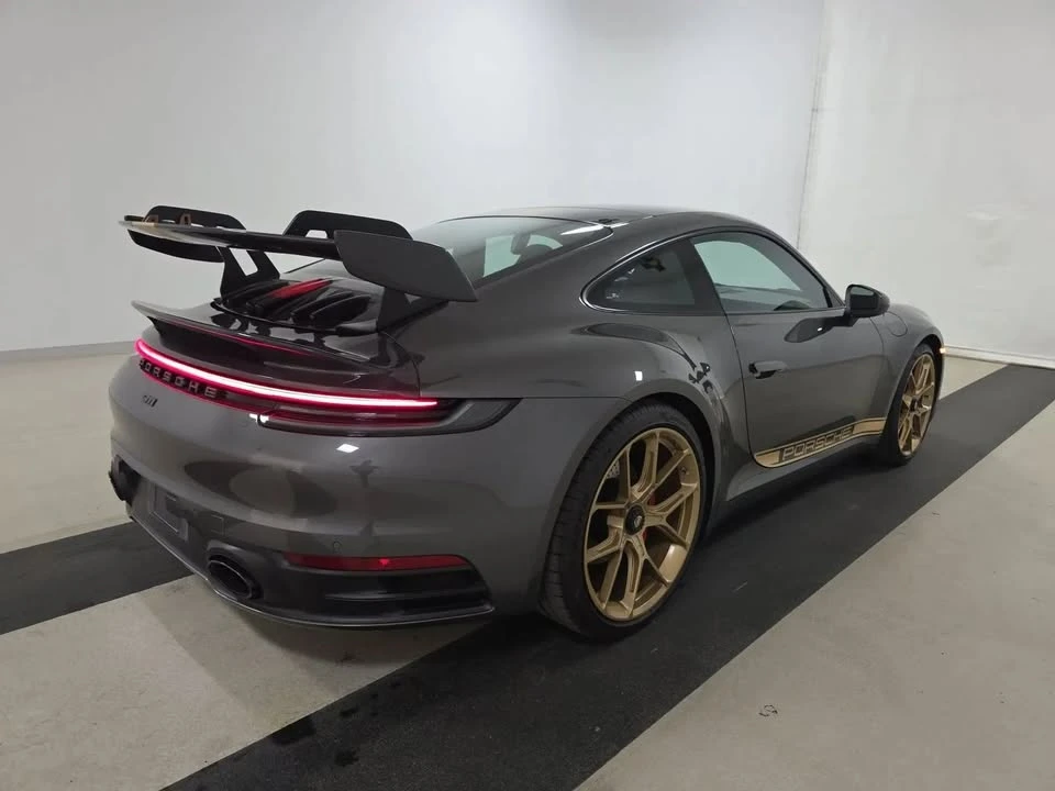 2020 Porsche 992 Carrera - Image 4 of 18
