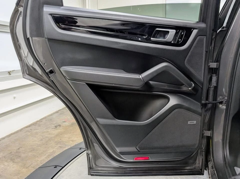 2020 Porsche 9Y0/9Y3 Cayenne - Image 17 of 20