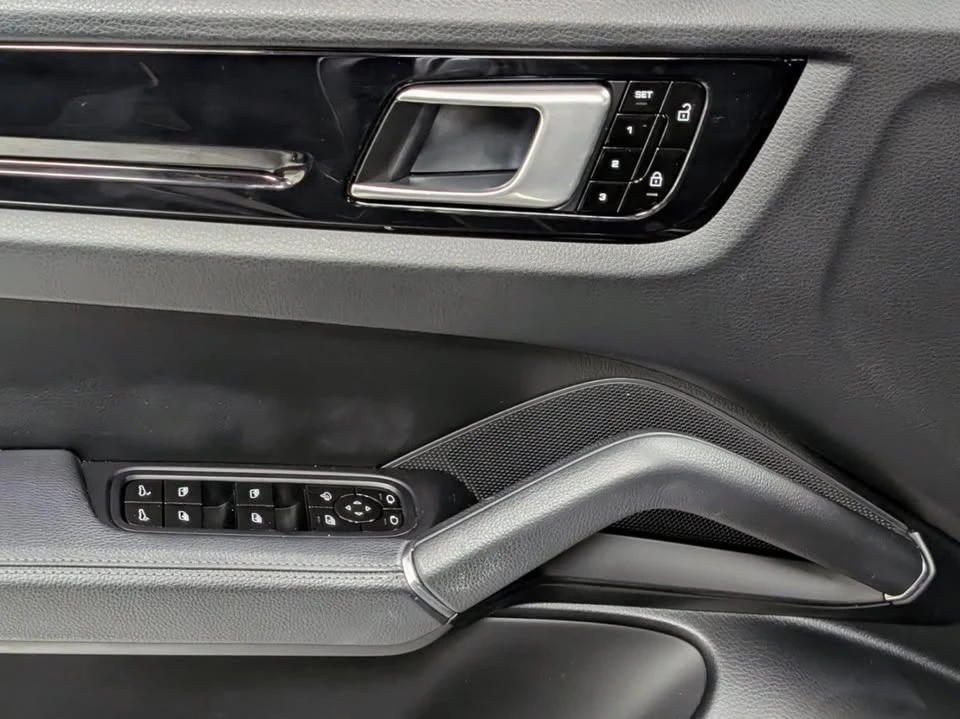 2020 Porsche 9Y0/9Y3 Cayenne - Image 14 of 20