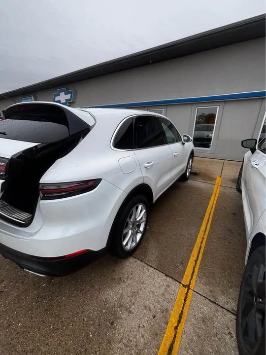 2020 Porsche 9Y0/9Y3 Cayenne - Image 5 of 18