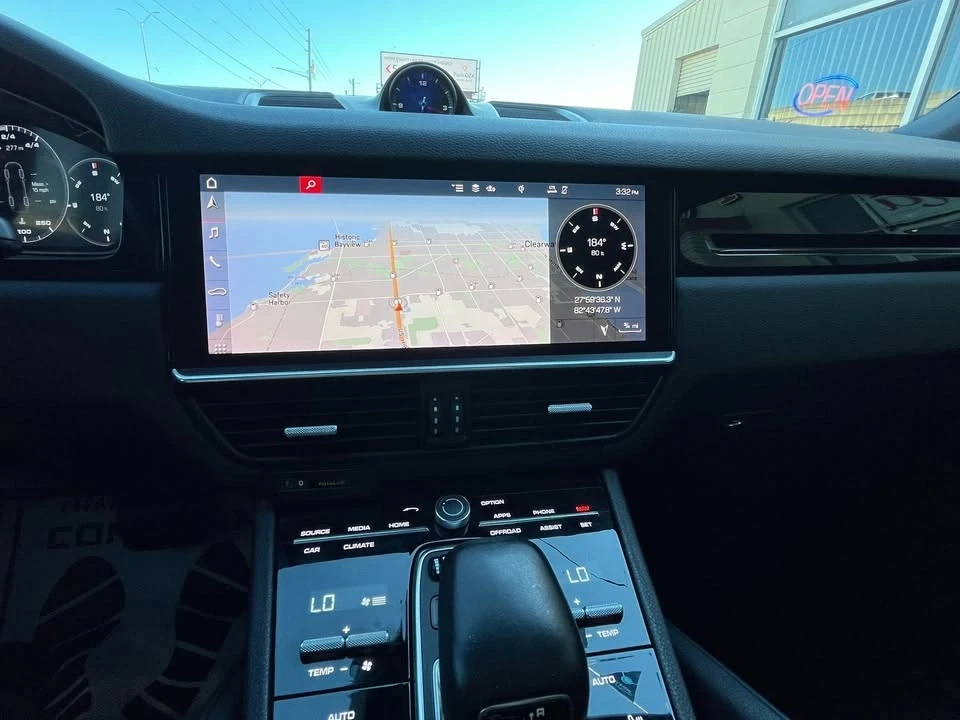 2020 Porsche 9Y0/9Y3 Cayenne - Image 10 of 16