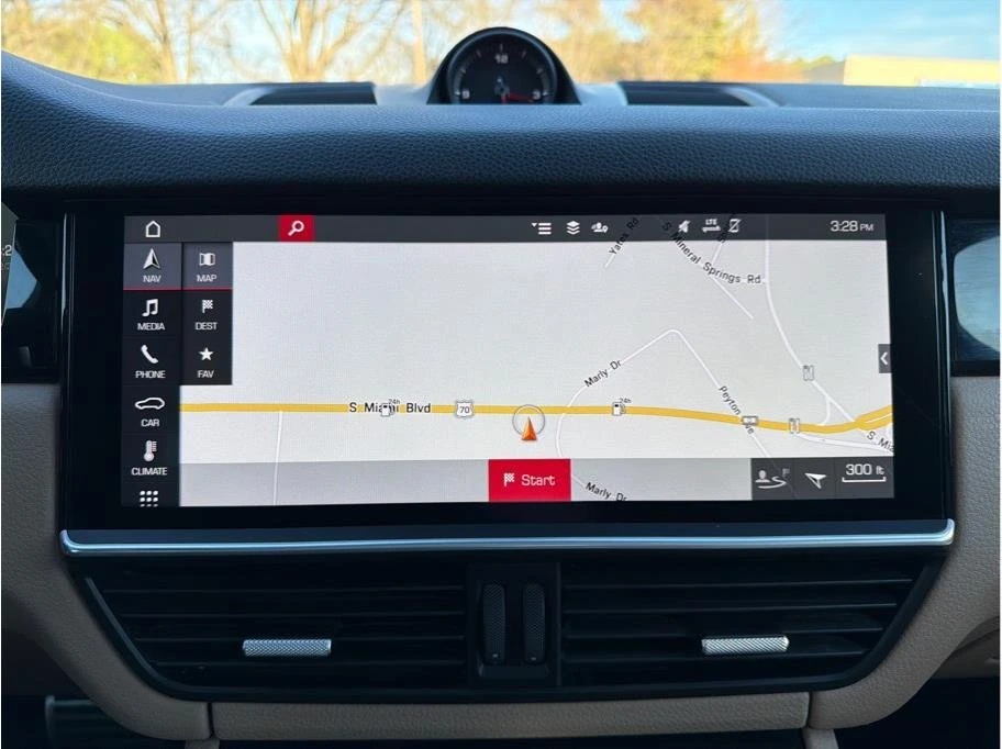 2020 Porsche 9Y0/9Y3 Cayenne - Image 18 of 19