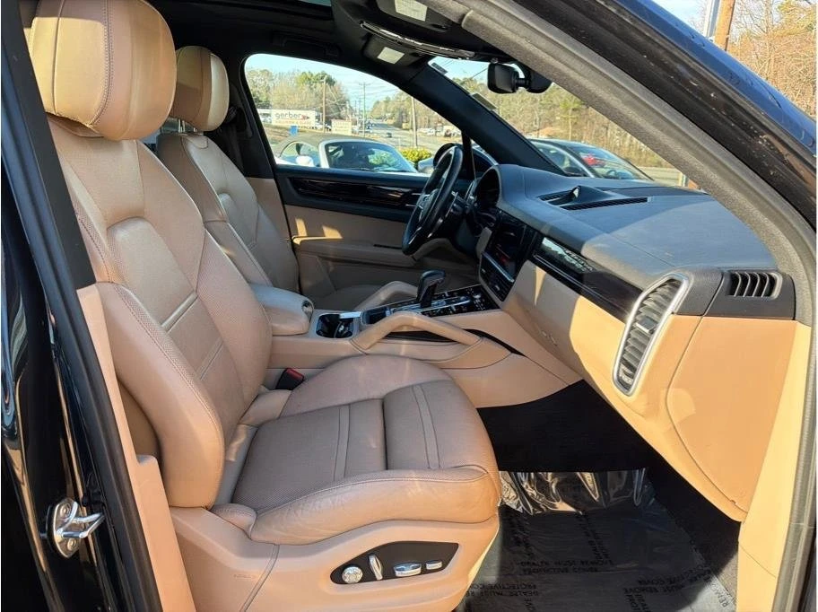 2020 Porsche 9Y0/9Y3 Cayenne - Image 13 of 19
