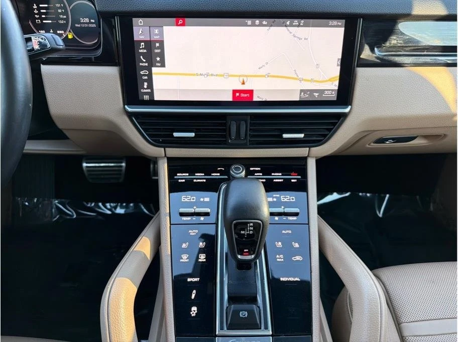 2020 Porsche 9Y0/9Y3 Cayenne - Image 17 of 19