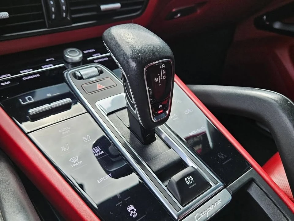 2020 Porsche 9Y0/9Y3 Cayenne - Image 14 of 20
