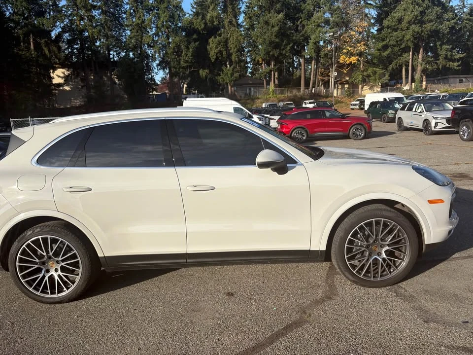 2020 Porsche 9Y0/9Y3 Cayenne - Image 2 of 5