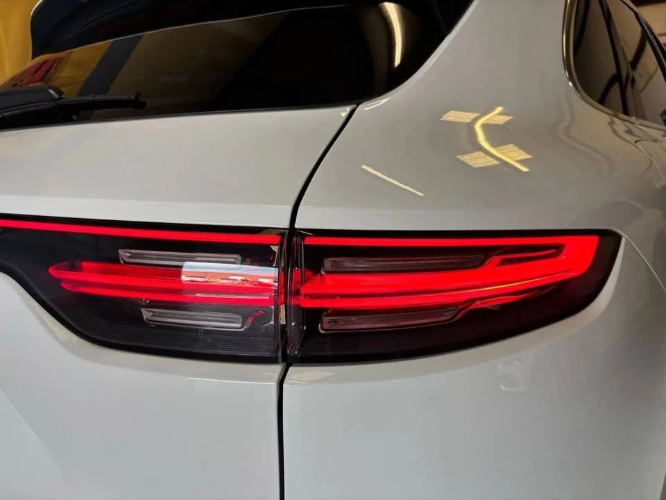 2020 Porsche 9Y0/9Y3 Cayenne - Image 15 of 17