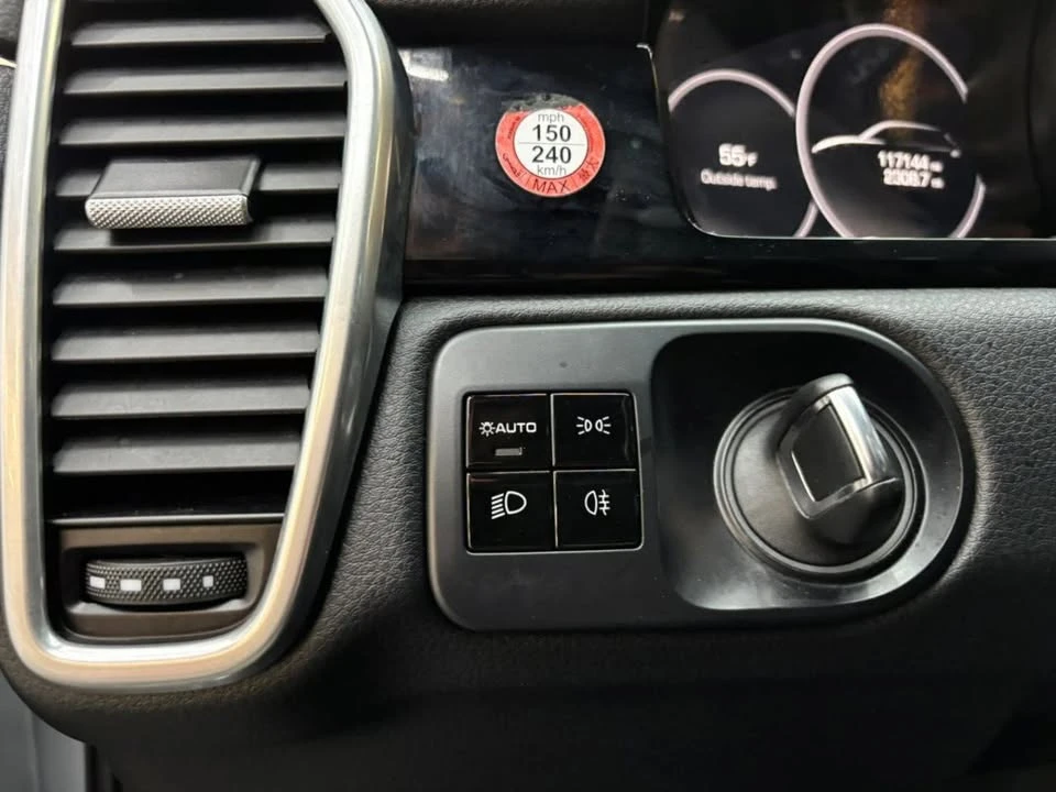 2020 Porsche 9Y0/9Y3 Cayenne - Image 18 of 20