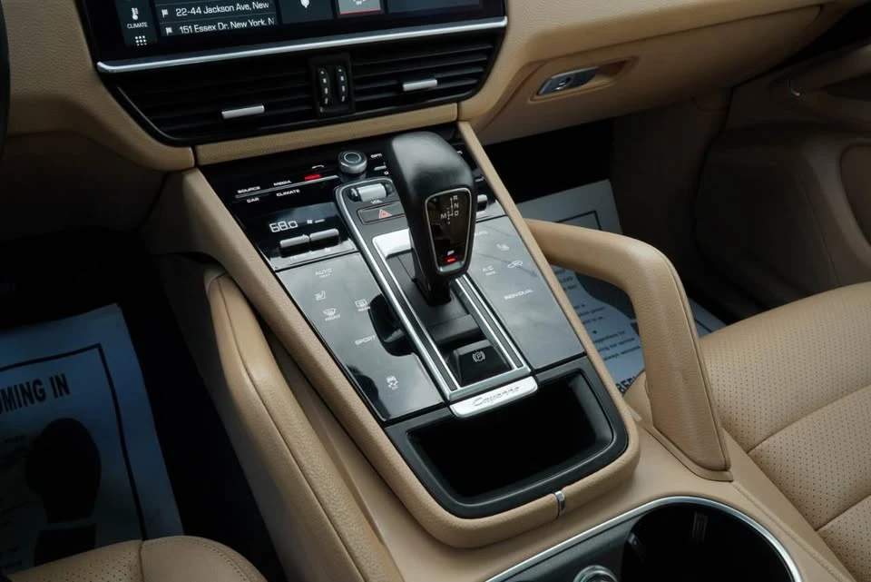 2020 Porsche 9Y0/9Y3 Cayenne - Image 11 of 20