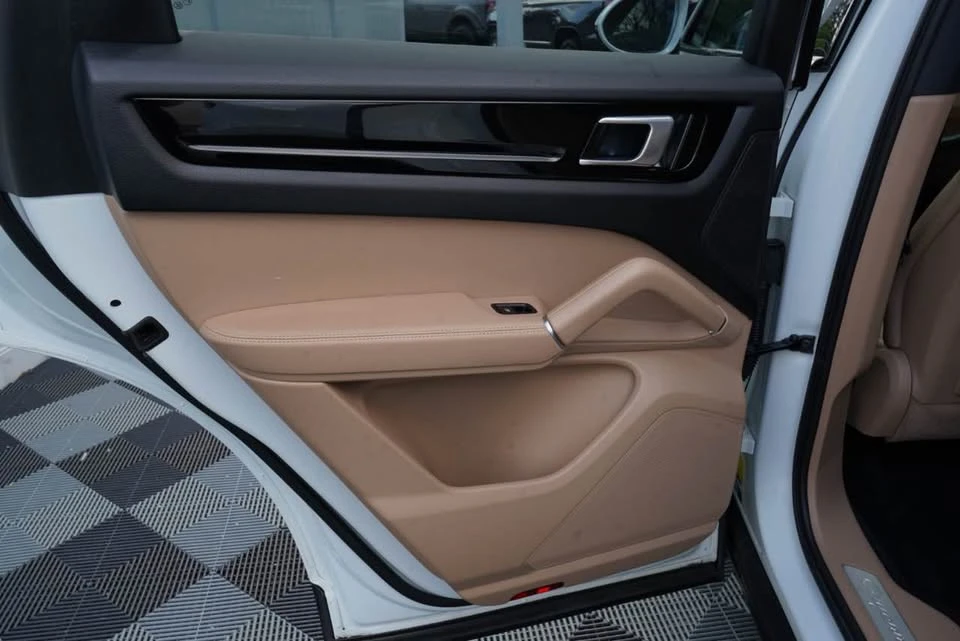 2020 Porsche 9Y0/9Y3 Cayenne - Image 12 of 20