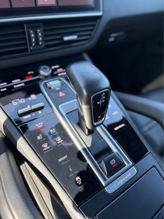 2020 Porsche 9Y0/9Y3 Cayenne - Image 17 of 18