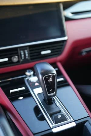 2020 Porsche 9Y0/9Y3 Cayenne - Image 13 of 21