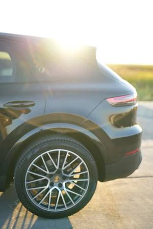 2020 Porsche 9Y0/9Y3 Cayenne - Image 4 of 21