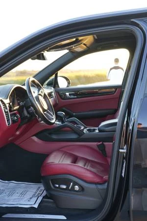 2020 Porsche 9Y0/9Y3 Cayenne - Image 10 of 21