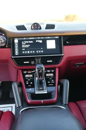 2020 Porsche 9Y0/9Y3 Cayenne - Image 16 of 21
