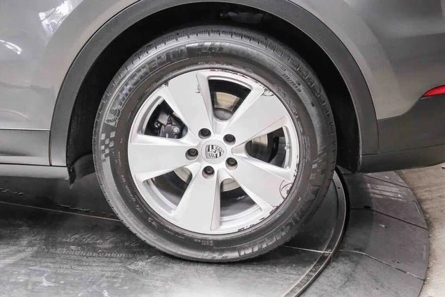 2020 Porsche 9Y0/9Y3 Cayenne - Image 9 of 20
