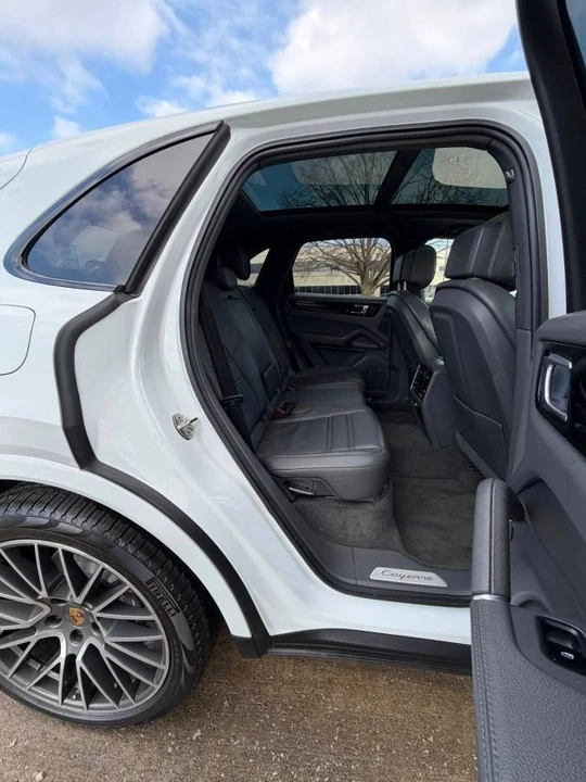 2020 Porsche 9Y0/9Y3 Cayenne - Image 14 of 20