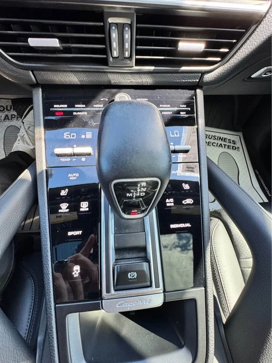 2020 Porsche 9Y0/9Y3 Cayenne - Image 15 of 18