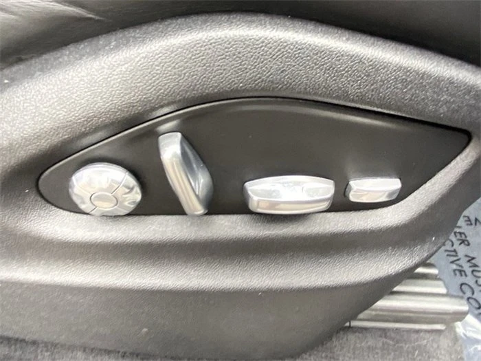 2020 Porsche 9Y0/9Y3 Cayenne - Image 18 of 20