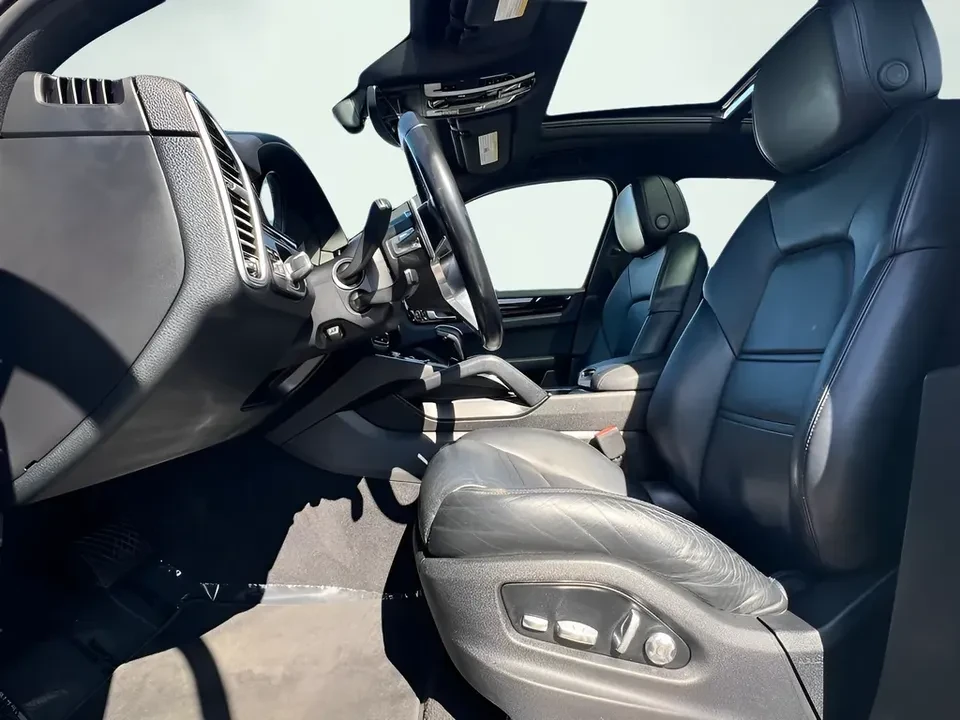 2020 Porsche 9Y0/9Y3 Cayenne - Image 16 of 20
