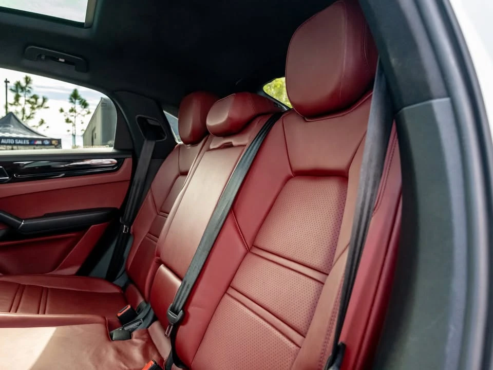 2020 Porsche 9Y0/9Y3 Cayenne - Image 17 of 20