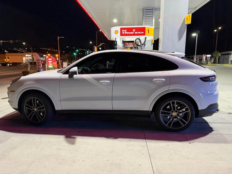 2020 Porsche 9Y0/9Y3 Cayenne - Image 2 of 2