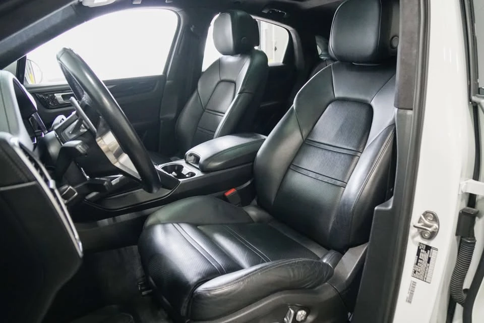 2020 Porsche 9Y0/9Y3 Cayenne - Image 13 of 20