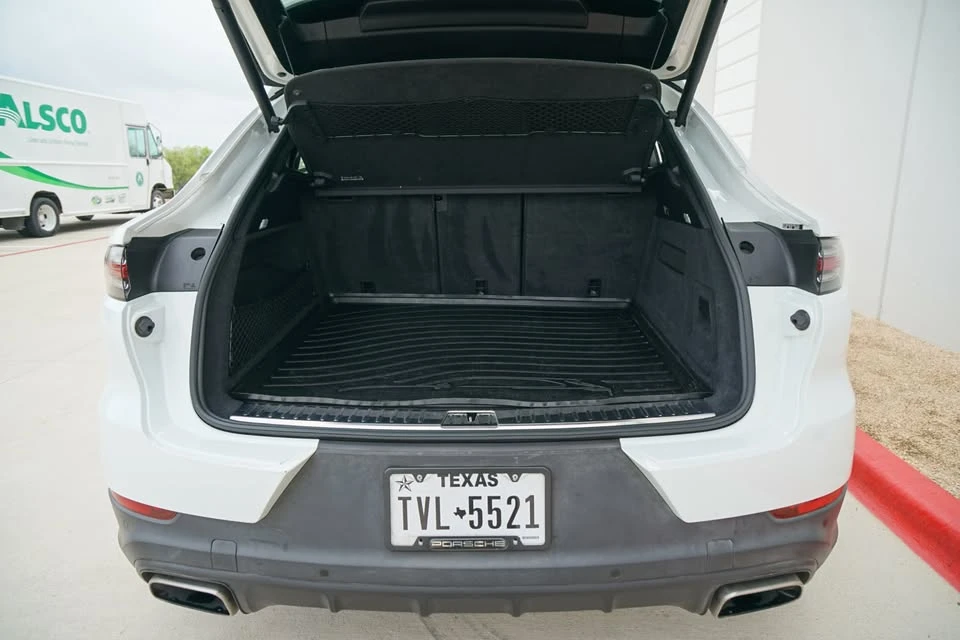 2020 Porsche 9Y0/9Y3 Cayenne - Image 19 of 20
