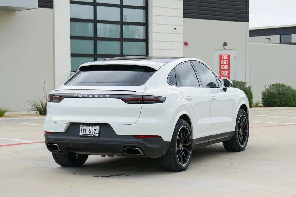 2020 Porsche 9Y0/9Y3 Cayenne - Image 3 of 20