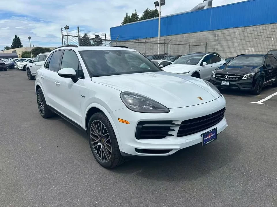 2020 Porsche 9Y0/9Y3 Cayenne - Image 2 of 12