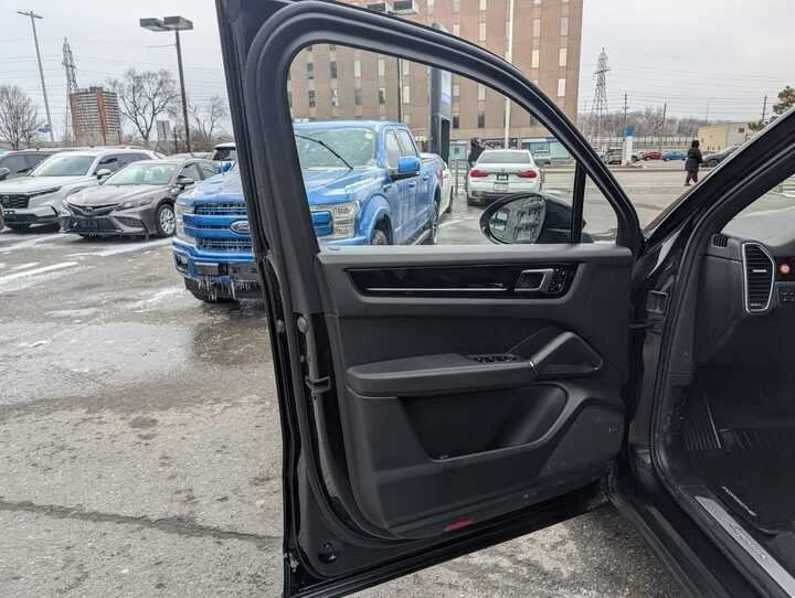 2020 Porsche 9Y0/9Y3 Cayenne - Image 8 of 20