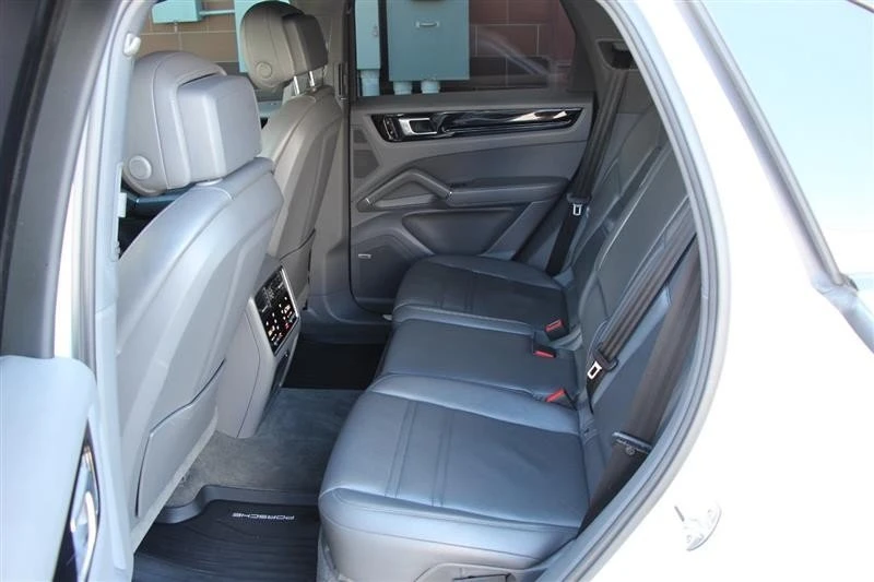 2020 Porsche 9Y0/9Y3 Cayenne - Image 14 of 20