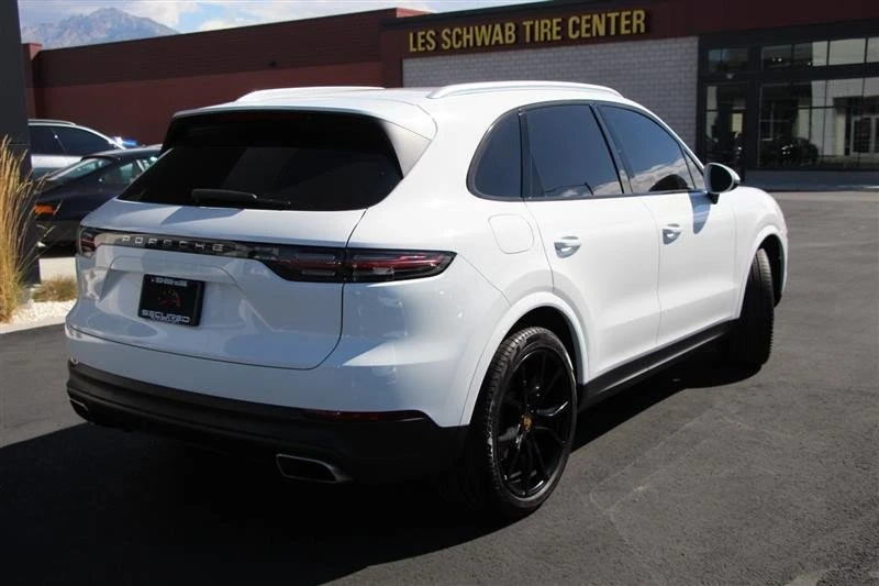2020 Porsche 9Y0/9Y3 Cayenne - Image 8 of 20