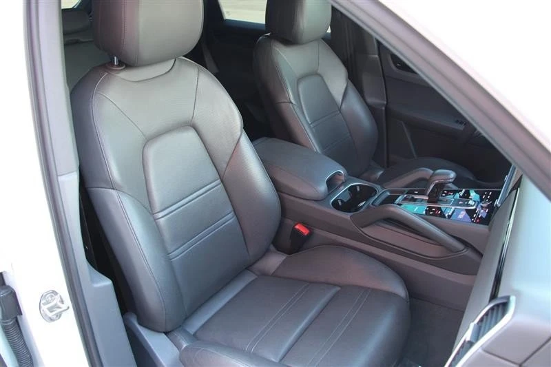 2020 Porsche 9Y0/9Y3 Cayenne - Image 18 of 20