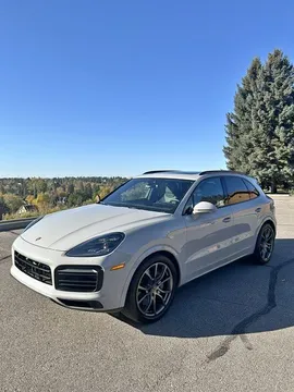 2020 Porsche Cayenne S