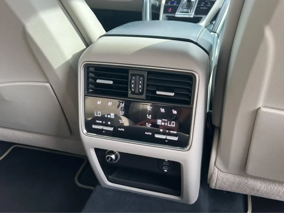2020 Porsche 9Y0/9Y3 Cayenne - Image 9 of 14