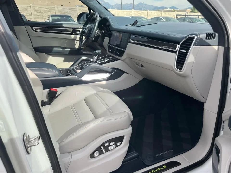 2020 Porsche 9Y0/9Y3 Cayenne - Image 12 of 14
